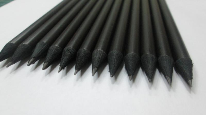 鉛筆工廠|染黑木鉛筆